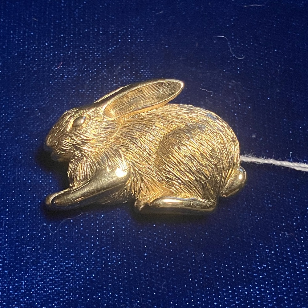 Vintage Trifari Rabbit Brooch Pin